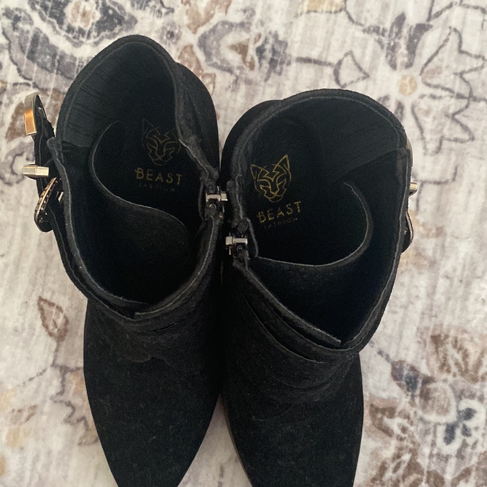 BEAST booties - Picture 4 of 4